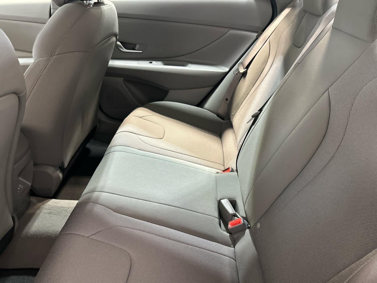New 2026 Hyundai Elantra SE FWD image 5