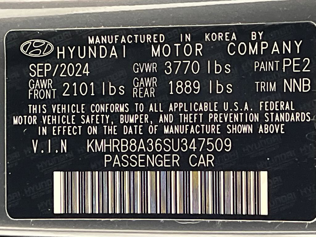 Used 2025 Hyundai Venue SE image 61