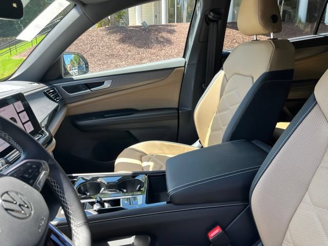 New 2026 Volkswagen Atlas Cross Sport SE FWD image 9