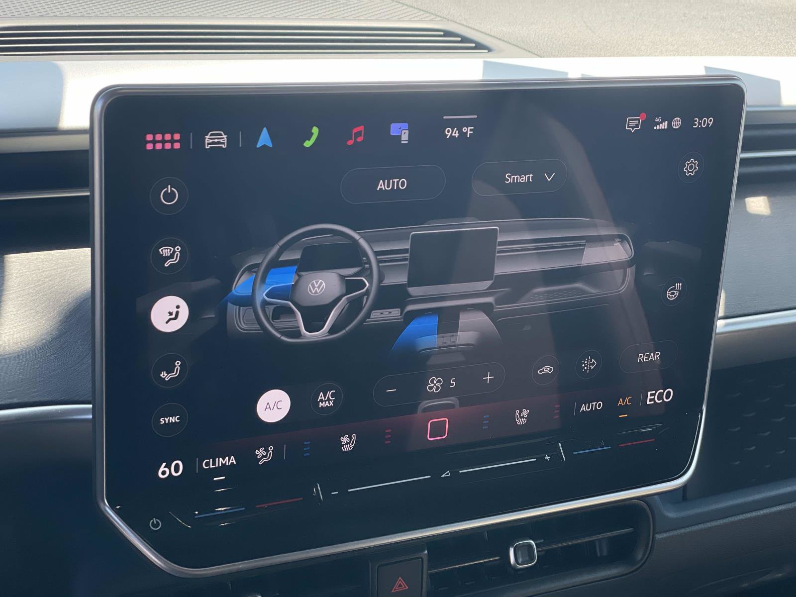 Certified 2025 Volkswagen ID. Buzz Pro S RWD image 11