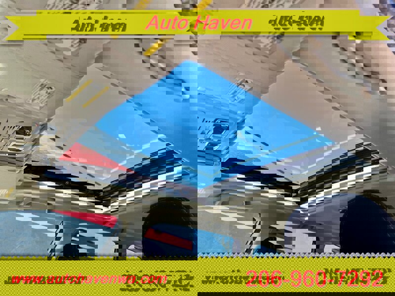 Used 2015 Subaru Forester 2.5i Premium w/ All-Weather Package image 11