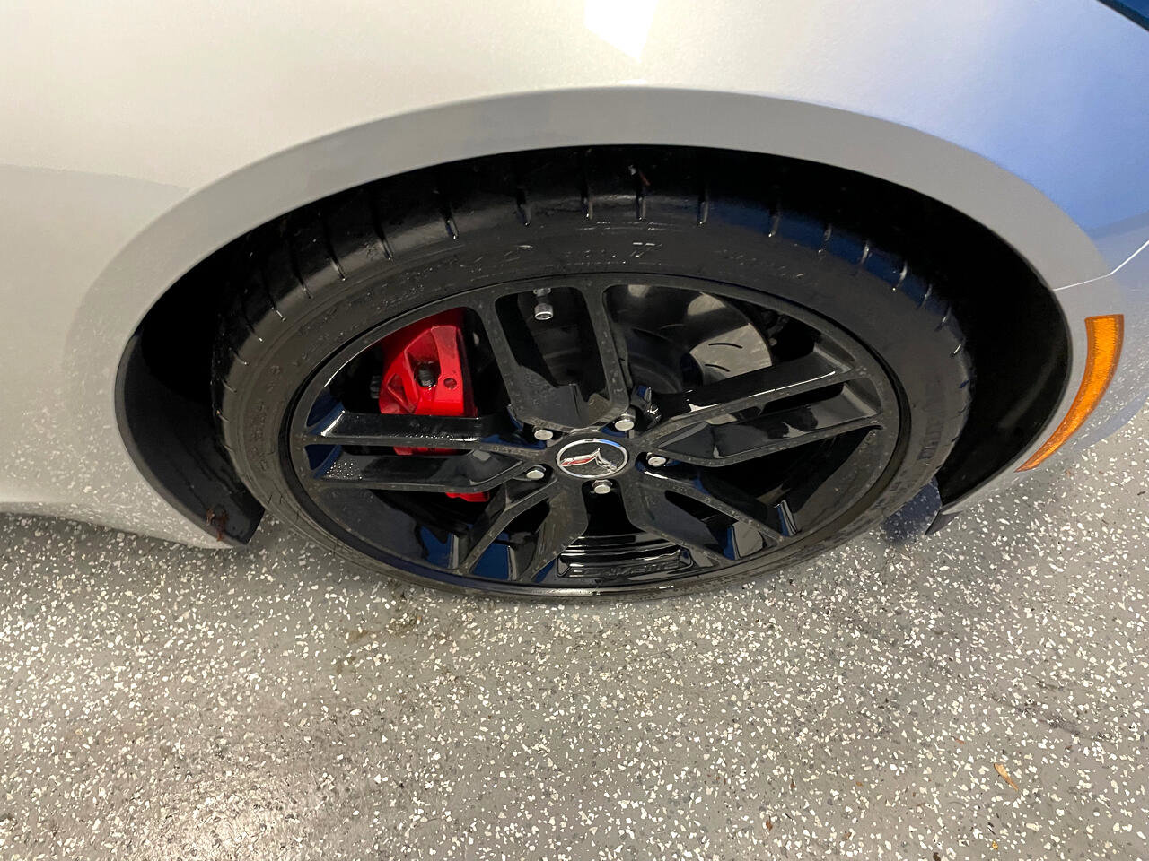 Used 2015 Chevrolet Corvette Stingray Convertible w/ 3LT Preferred Equipment Group image 20