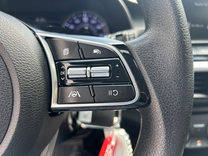 Used 2023 Kia Forte LXS w/ LXS Technology Package FWD image 18