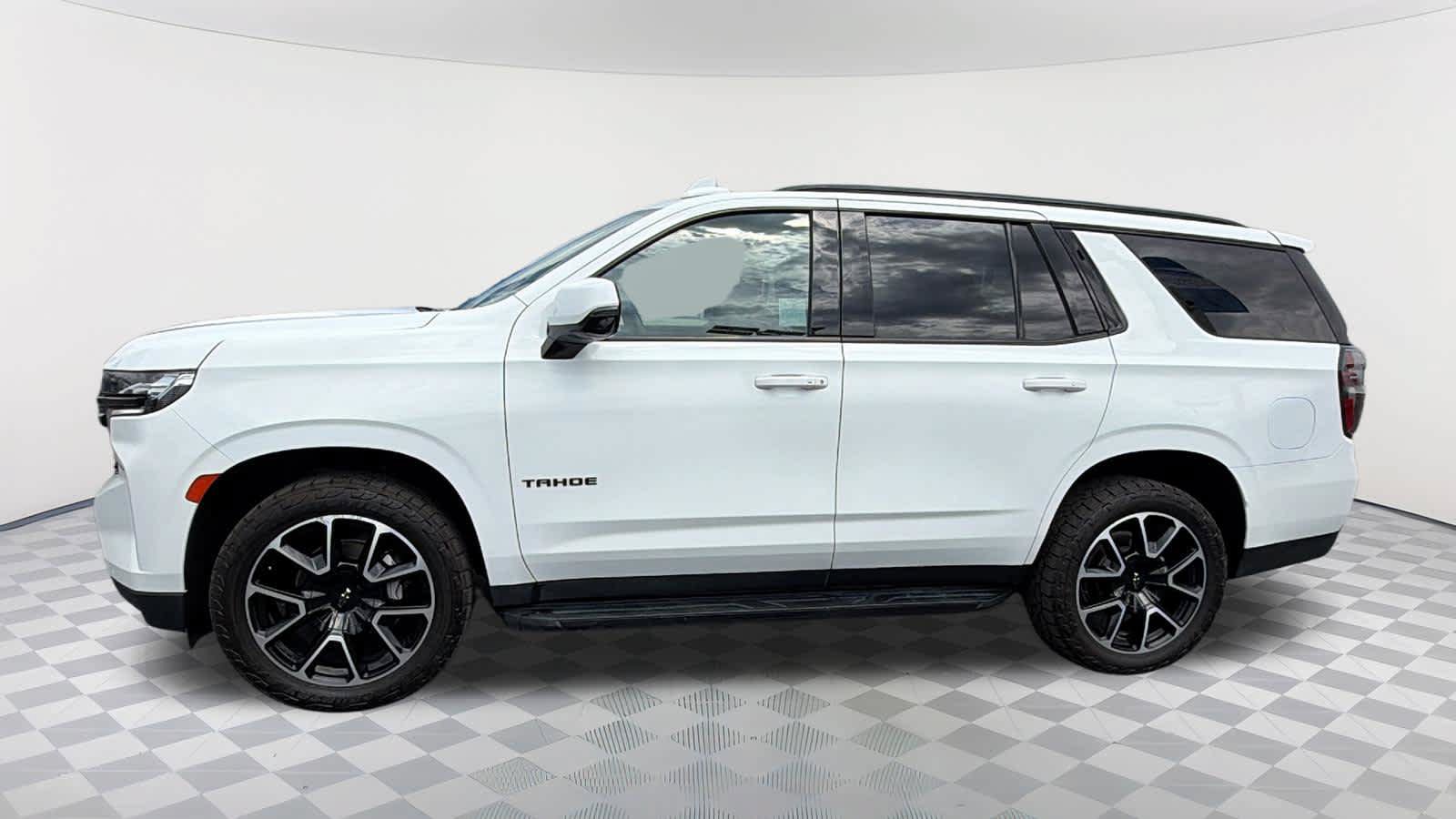 Used 2023 Chevrolet Tahoe RST w/ Luxury Package AWD/4WD image 8