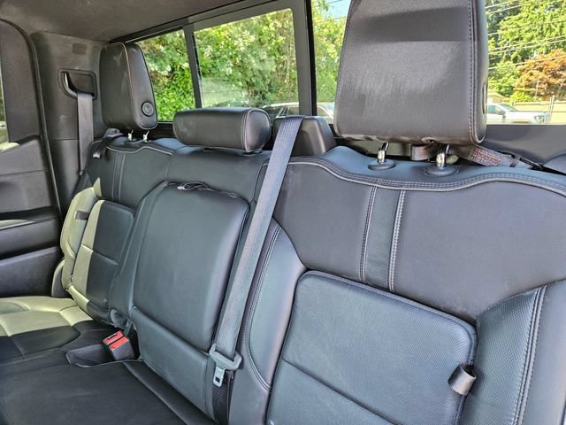 Used 2019 Chevrolet Silverado 1500 High Country w/ Technology Package AWD/4WD image 13