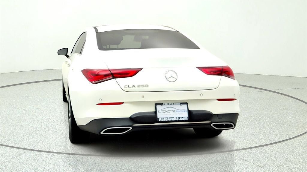 Used 2023 Mercedes-Benz CLA 250 w/ Premium Package image 6