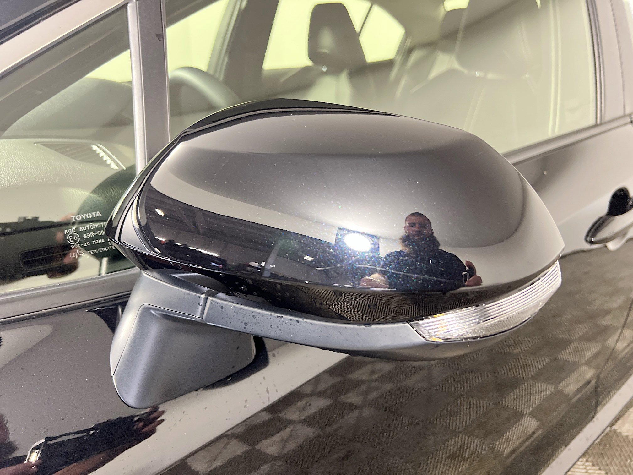 Used 2025 Toyota Corolla XLE image 13