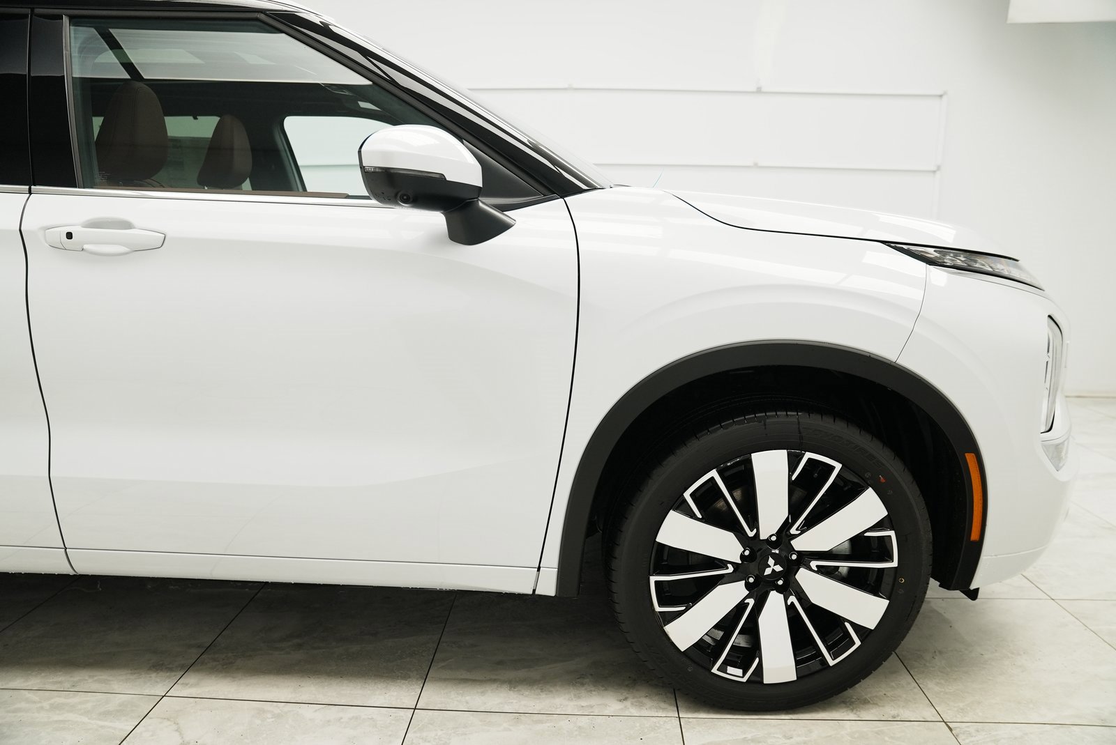 New 2025 Mitsubishi Outlander SEL image 12