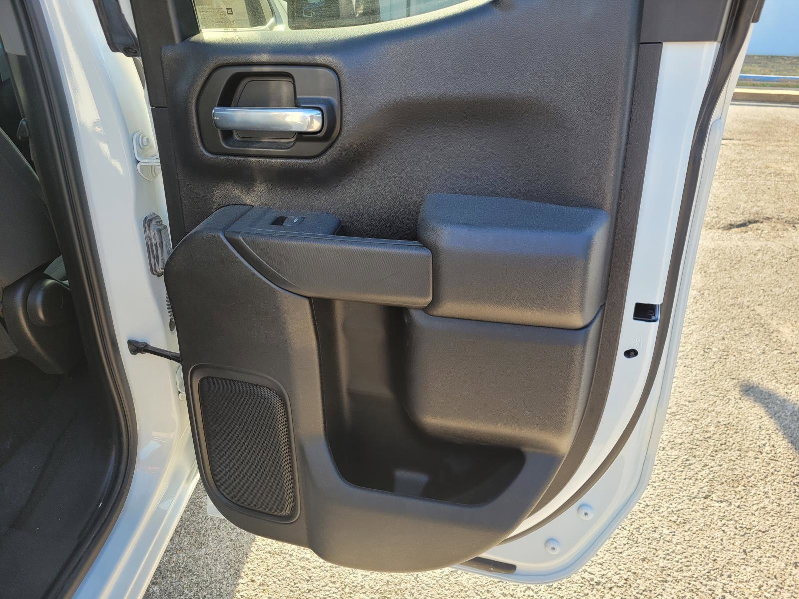 Used 2023 Chevrolet Silverado 1500 Custom RWD image 10