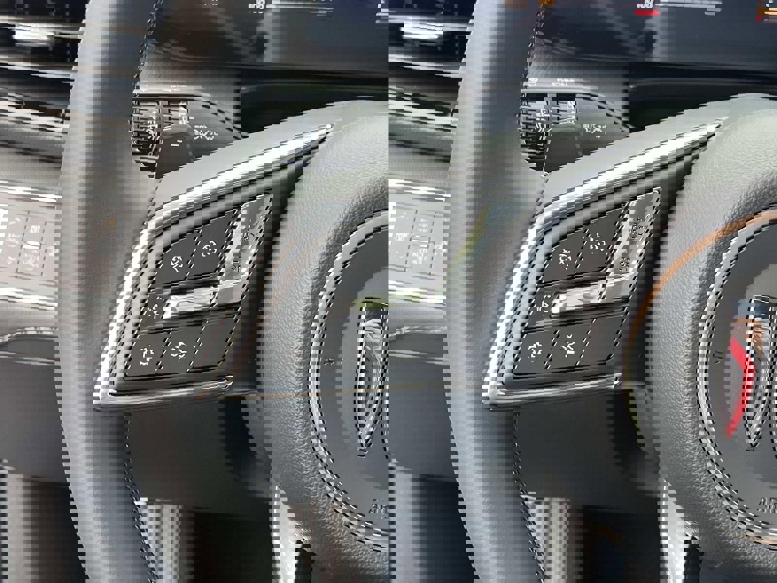 New 2026 Buick Enclave Preferred w/ Power Package image 27