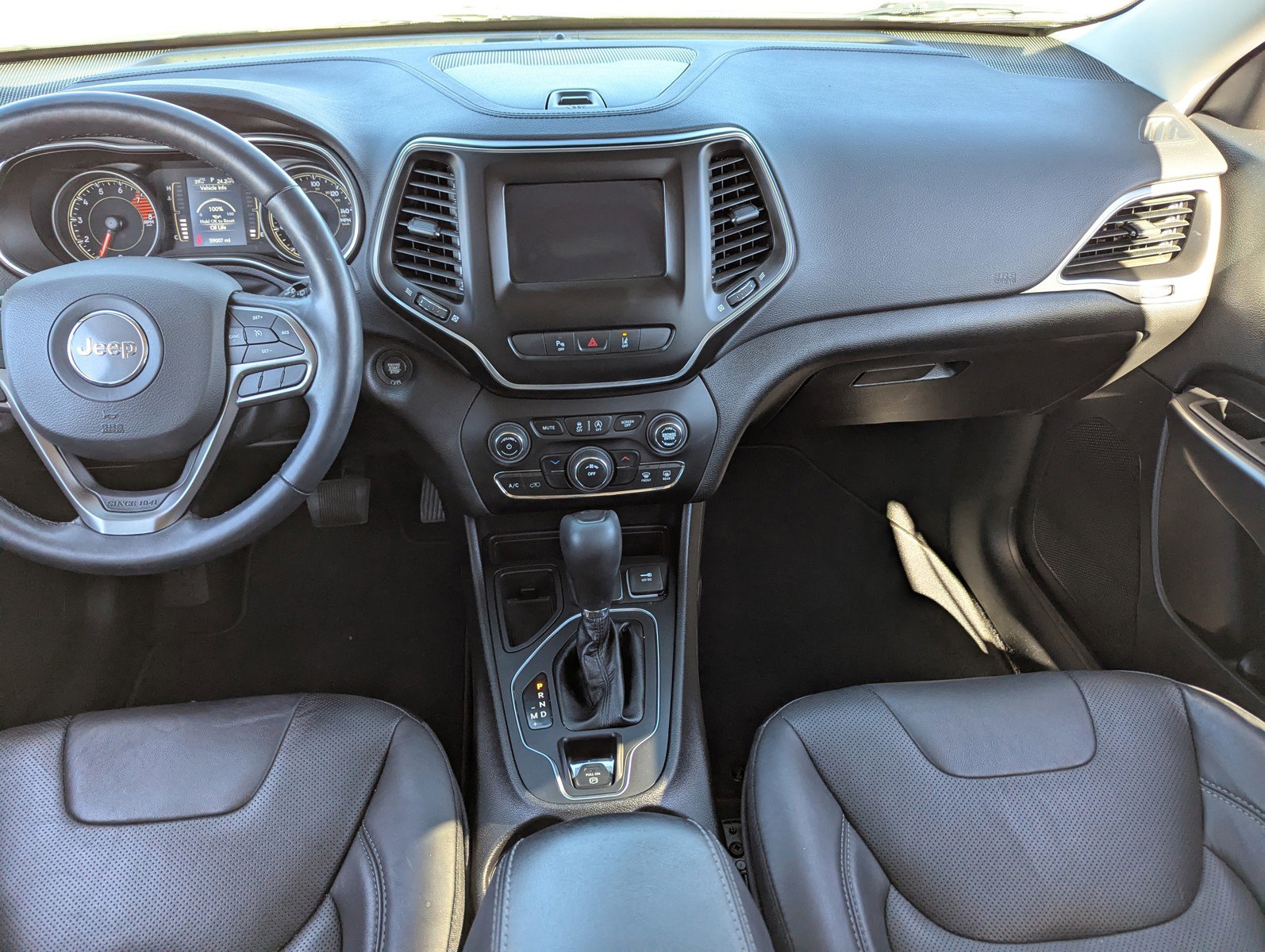 Used 2021 Jeep Cherokee Latitude Lux image 18