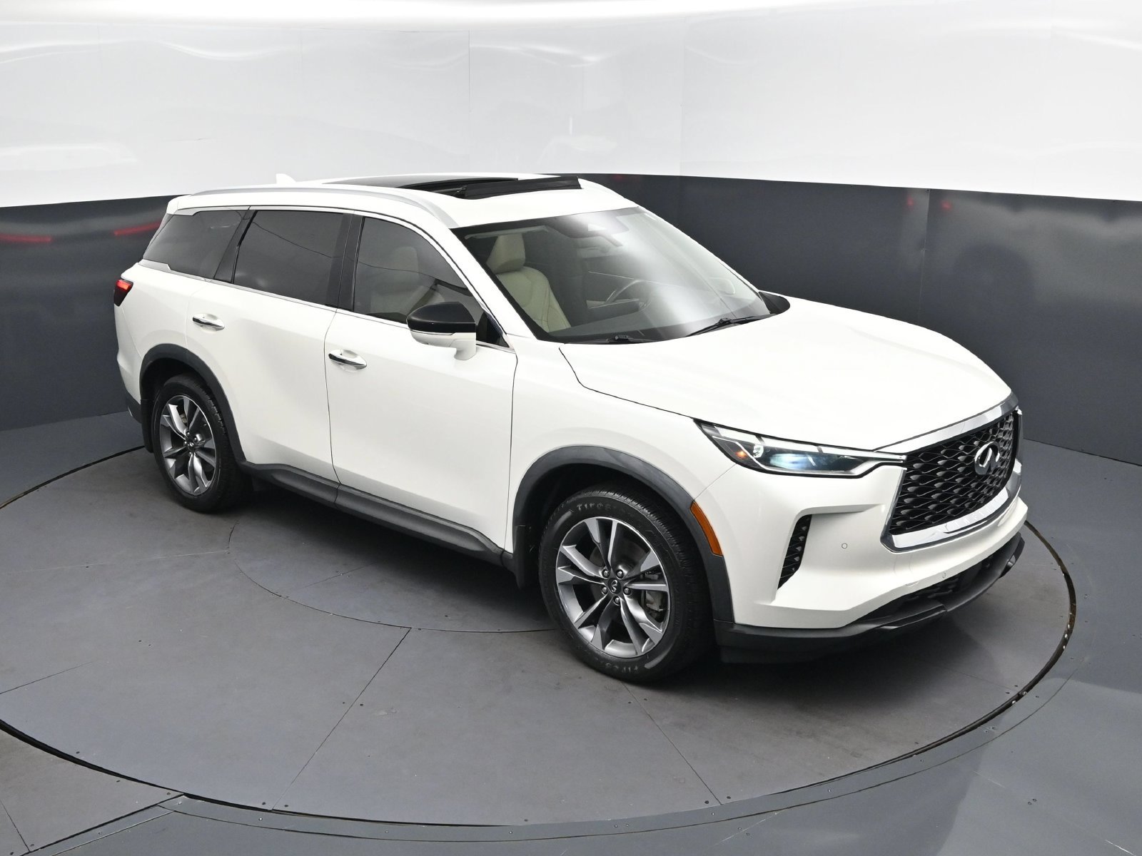 Certified 2023 INFINITI QX60 Luxe w/ Vision Package AWD/4WD image 37