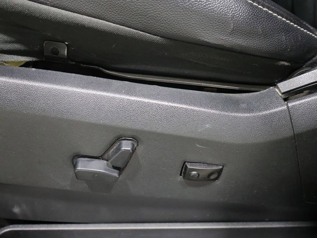 Used 2018 Dodge Grand Caravan SXT image 10