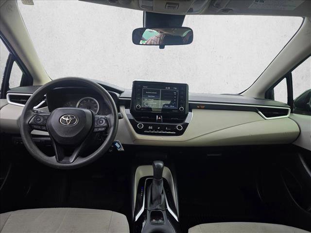 Used 2022 Toyota Corolla LE image 16