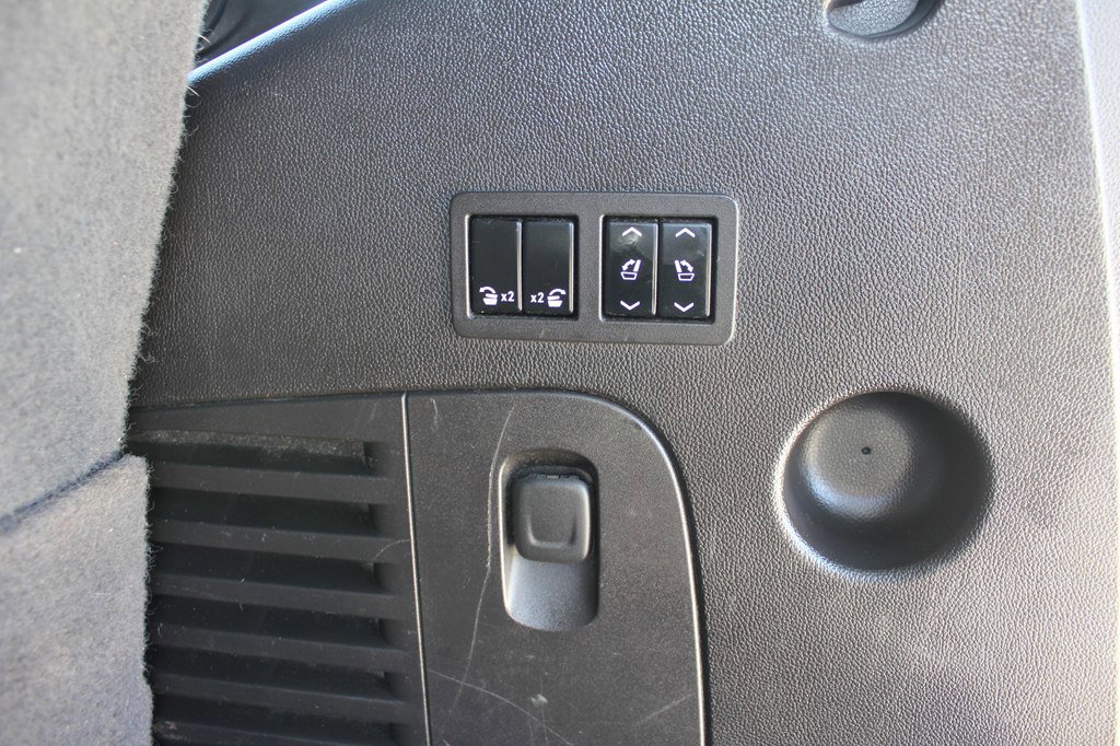 Used 2015 GMC Yukon SLT w/ Open Road Package image 51