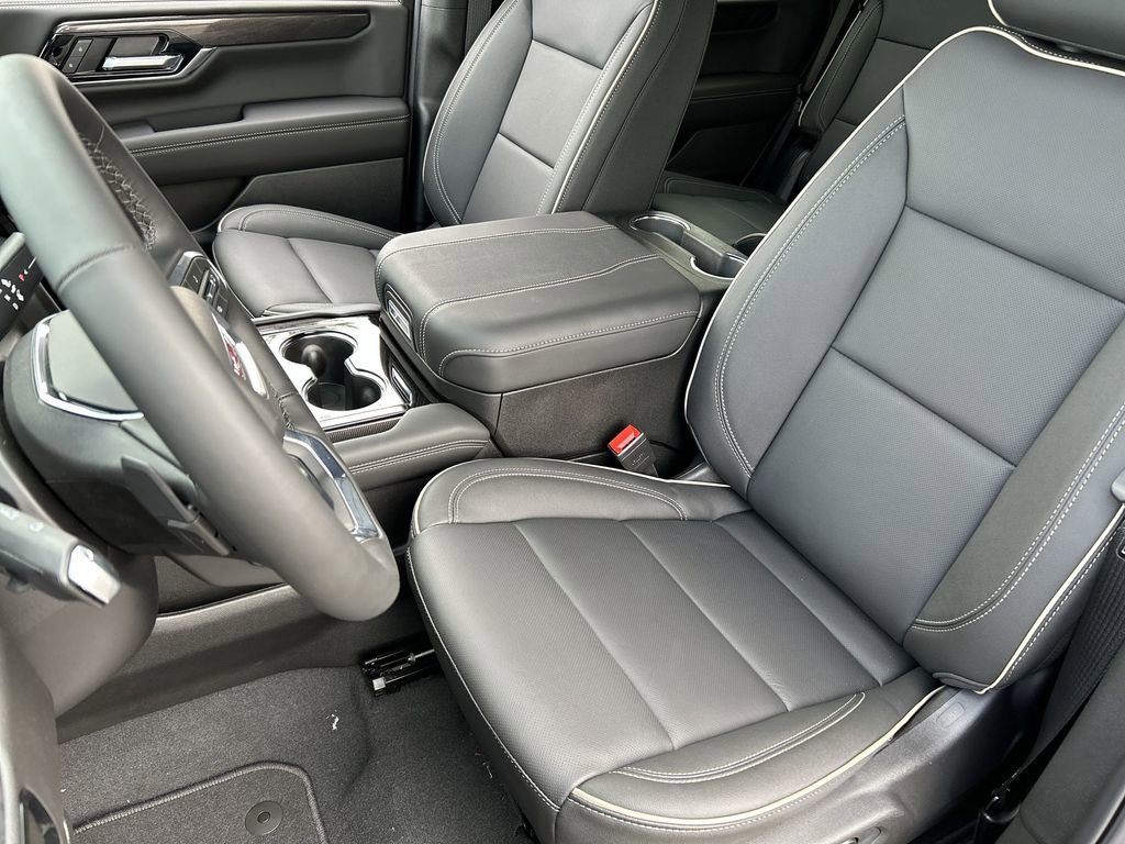 New 2026 GMC Yukon Elevation image 19