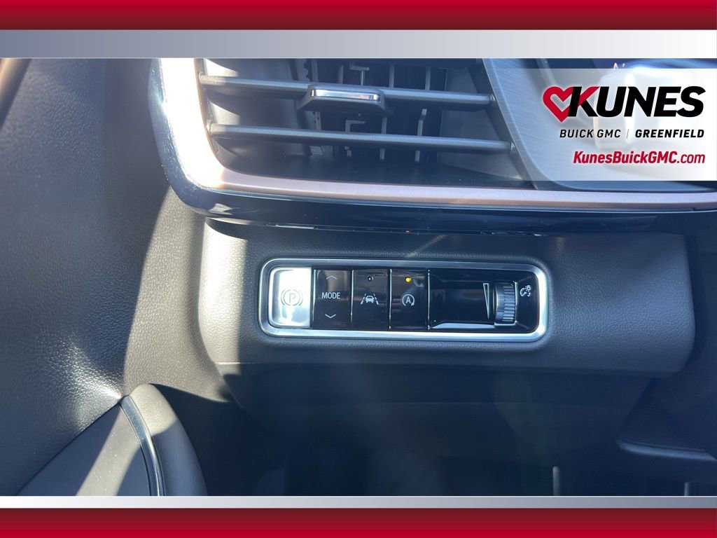 New 2026 Buick Envision Sport Touring image 24