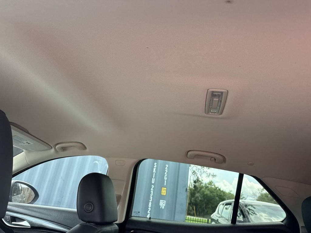 Used 2023 Buick Envision Essence FWD image 16