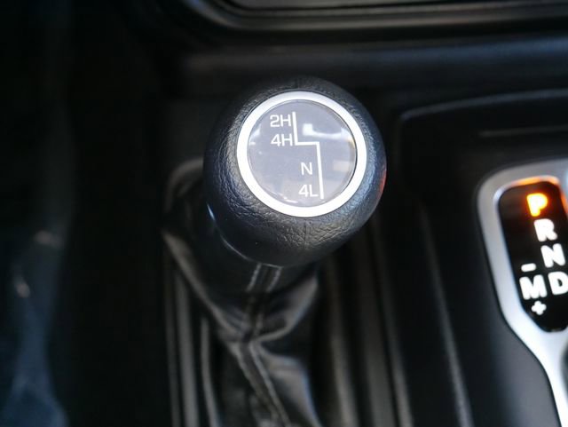 Used 2024 Jeep Wrangler Sport S image 21