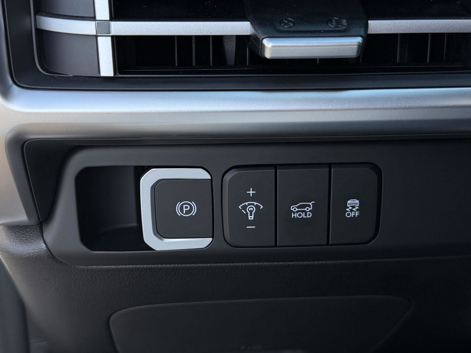 Certified 2026 Hyundai Santa Fe SEL image 19