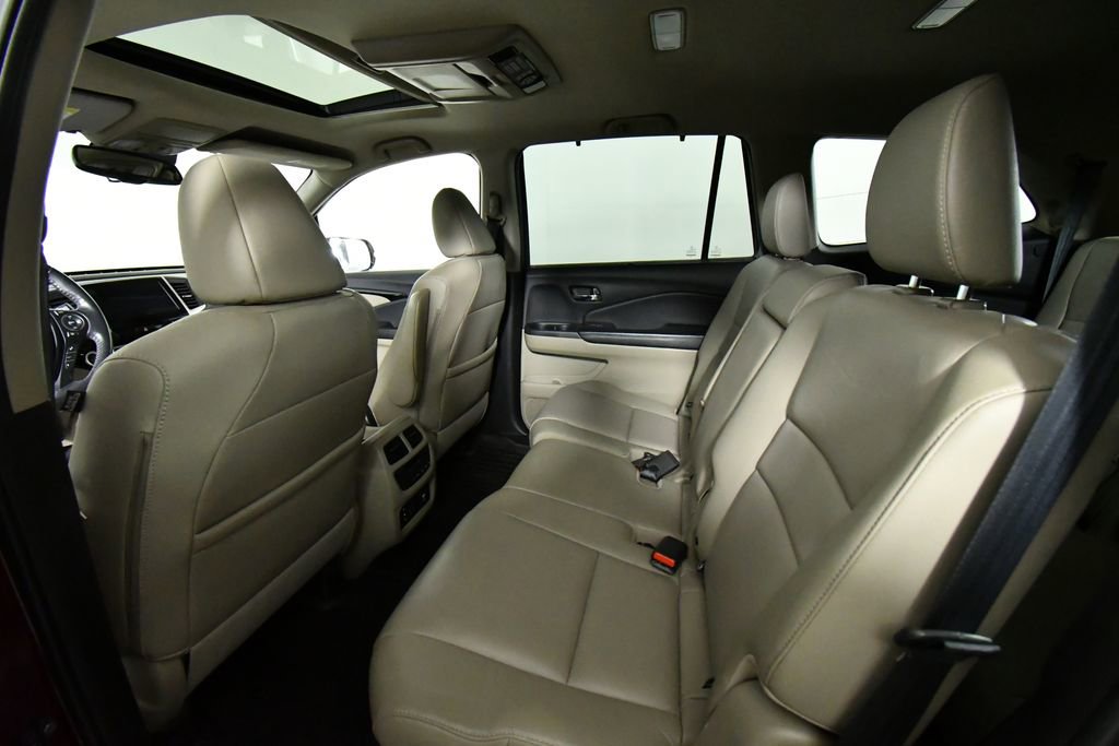 Used 2018 Honda Pilot Touring image 27