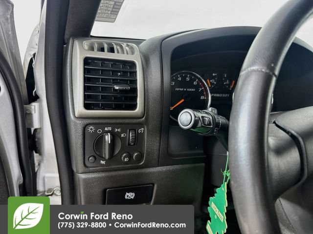 Used 2011 Chevrolet Colorado LT AWD/4WD image 12