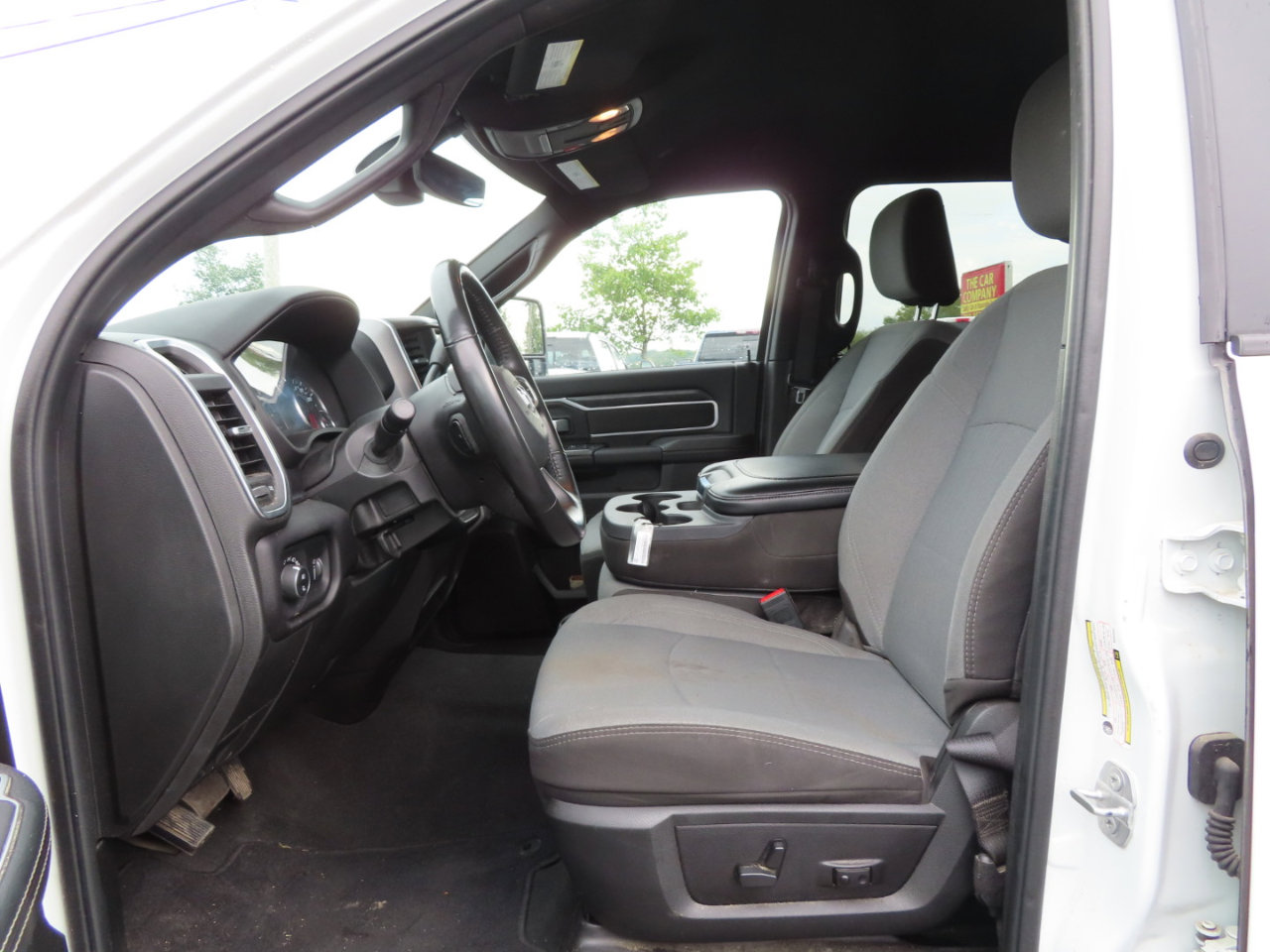 Used 2024 RAM 2500 Big Horn image 19