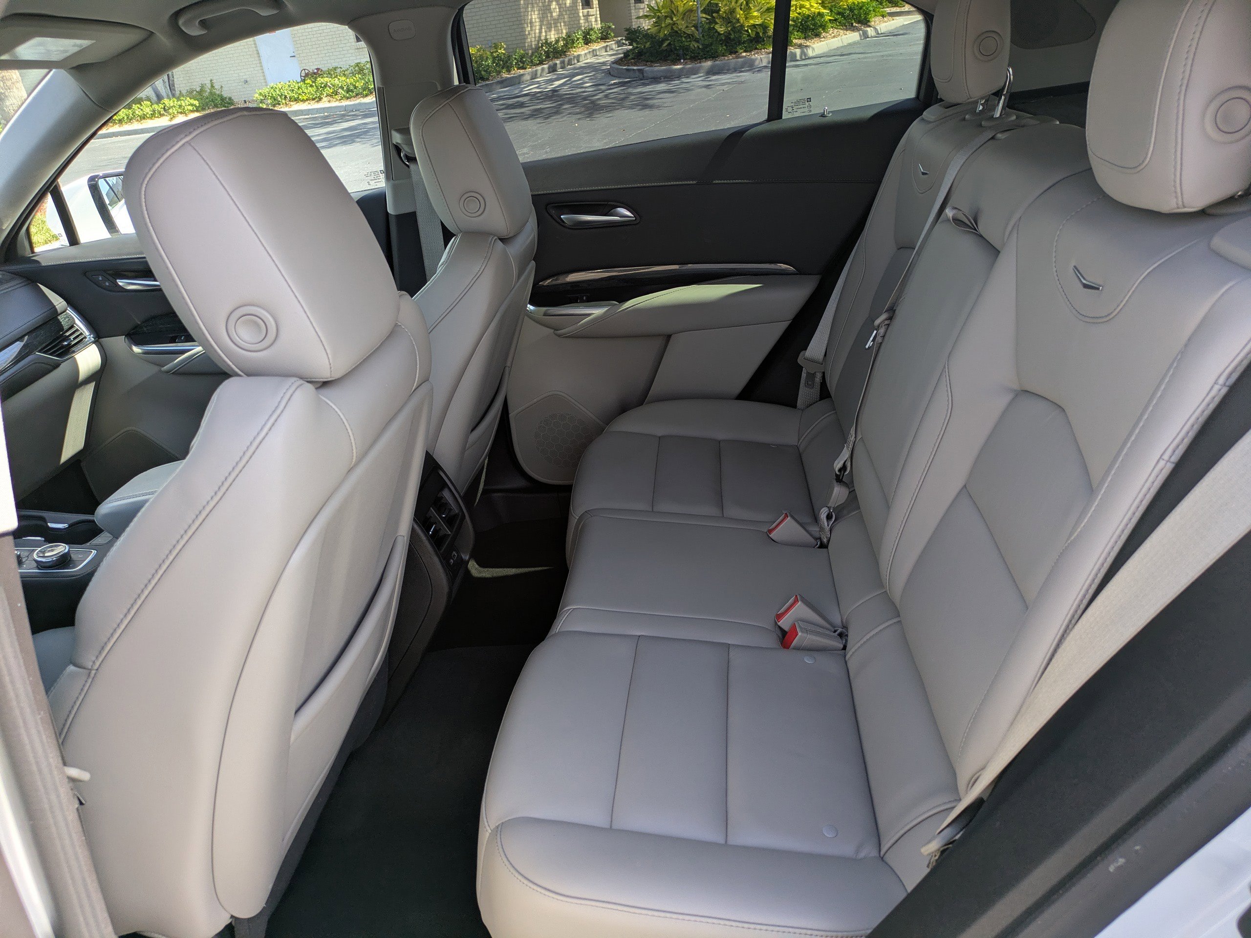 Certified 2023 Cadillac XT4 Premium Luxury w/ LPO, Onyx Lite Package image 13