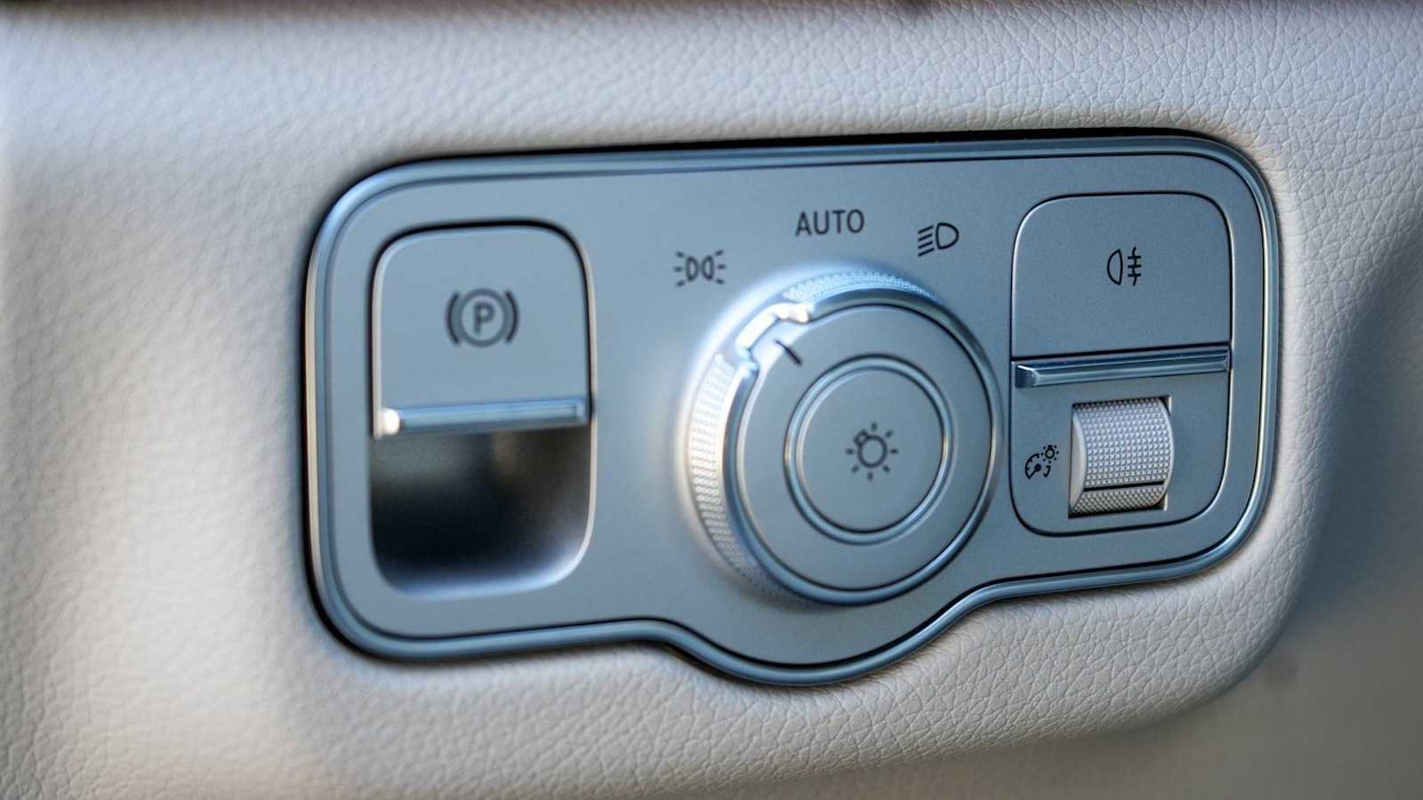 Used 2026 Mercedes-Benz GLS 450 4MATIC image 39