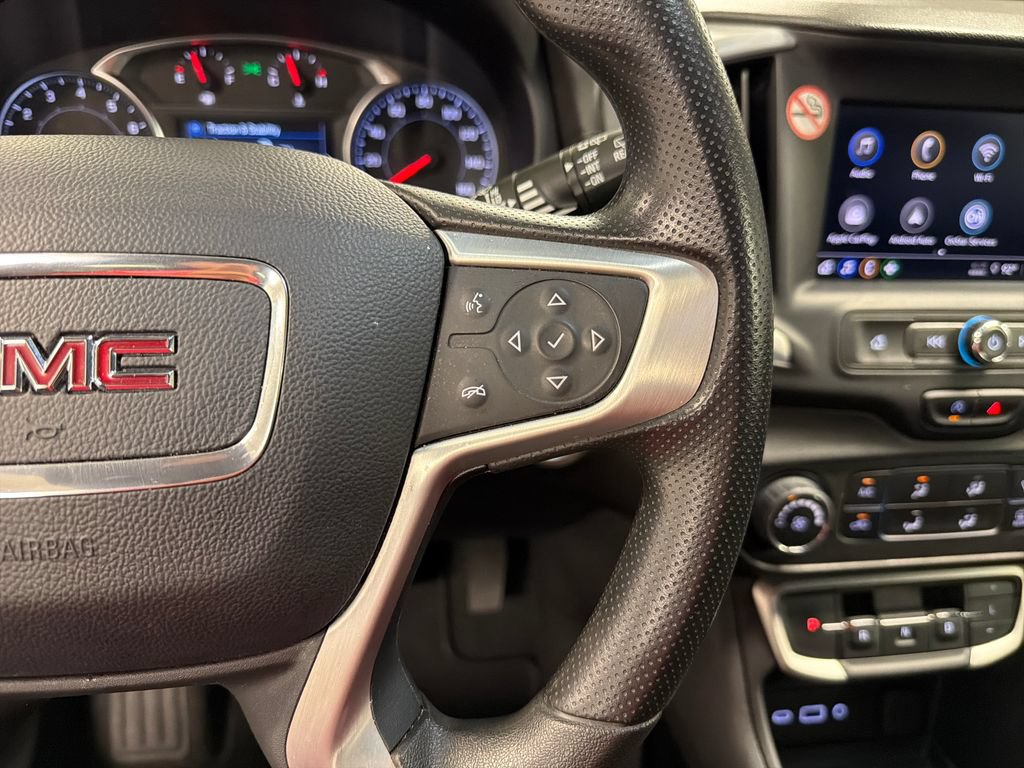 Used 2024 GMC Terrain SLE AWD/4WD image 30