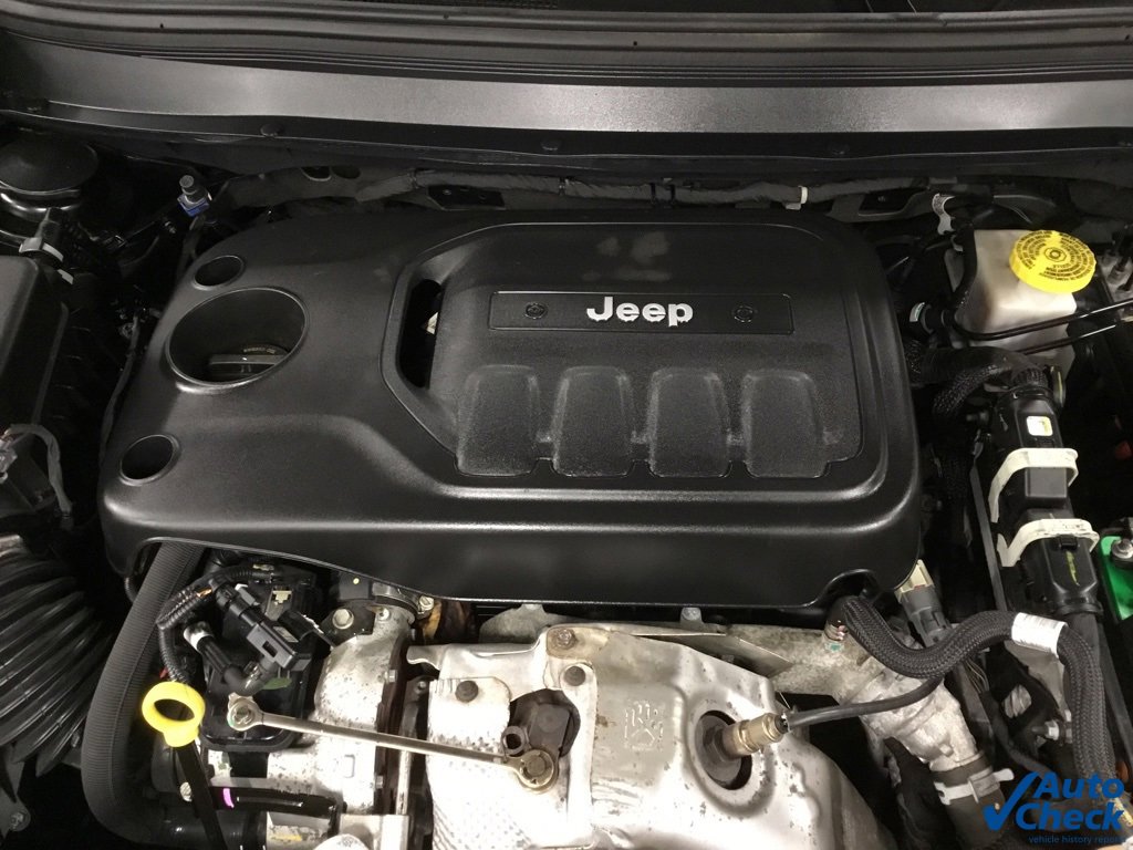 Used 2019 Jeep Cherokee Overland w/ Heavy Duty Protection Group image 41