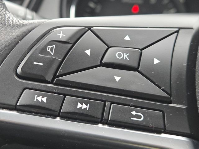 Used 2018 Nissan Rogue Sport SL w/ SL Premium Package image 24