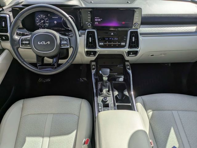 Used 2023 Kia Sorento SX image 13