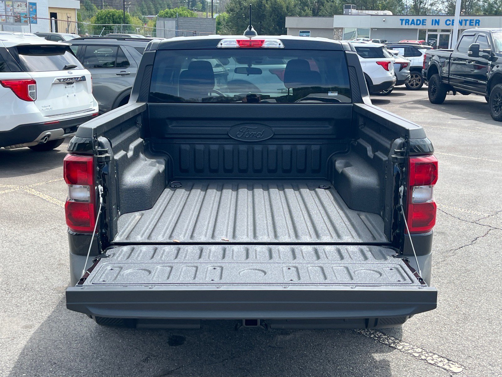 New 2026 Ford Maverick XLT w/ Equipment Group 301A AWD/4WD image 4