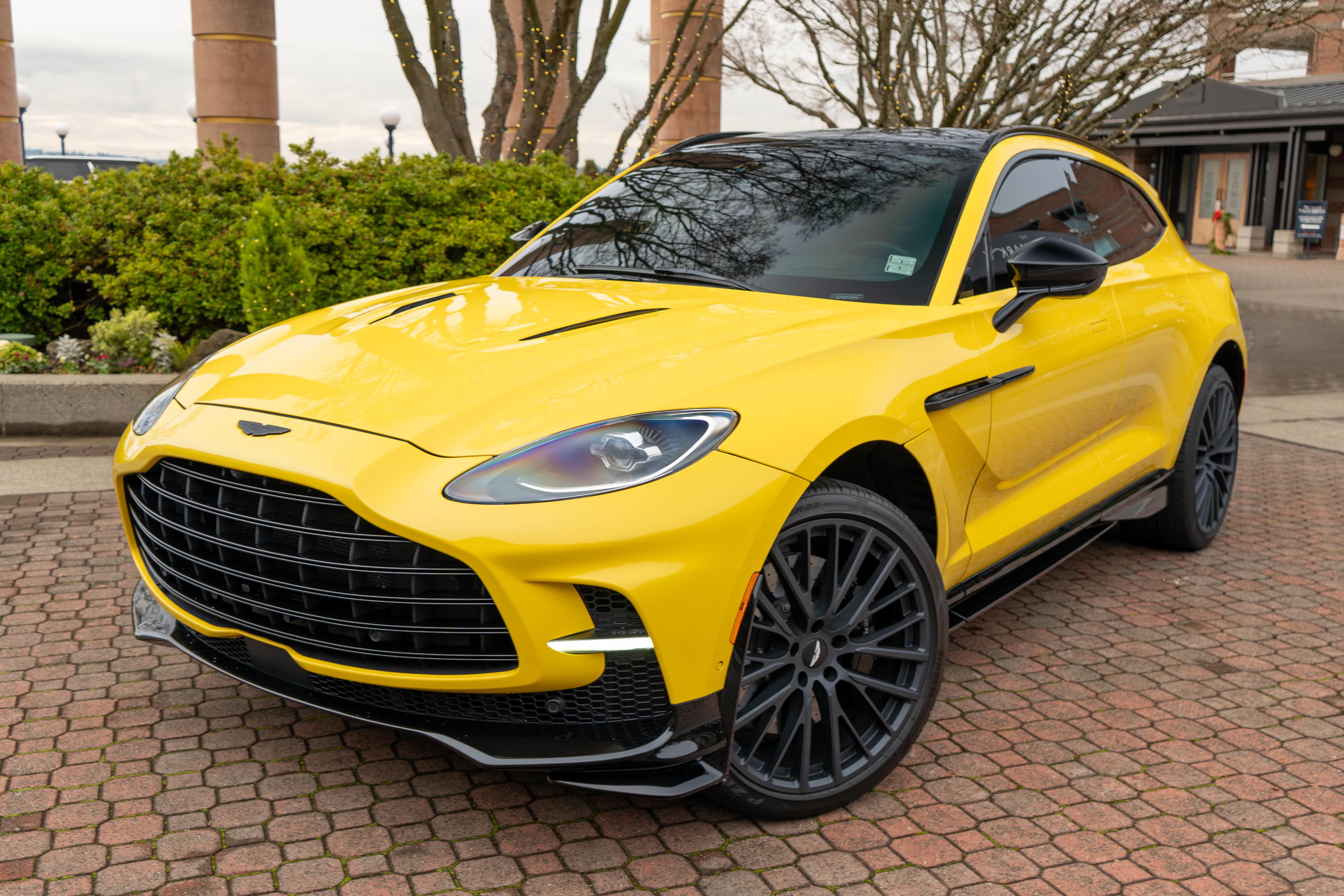 Used 2023 Aston Martin DBX 707 image 45
