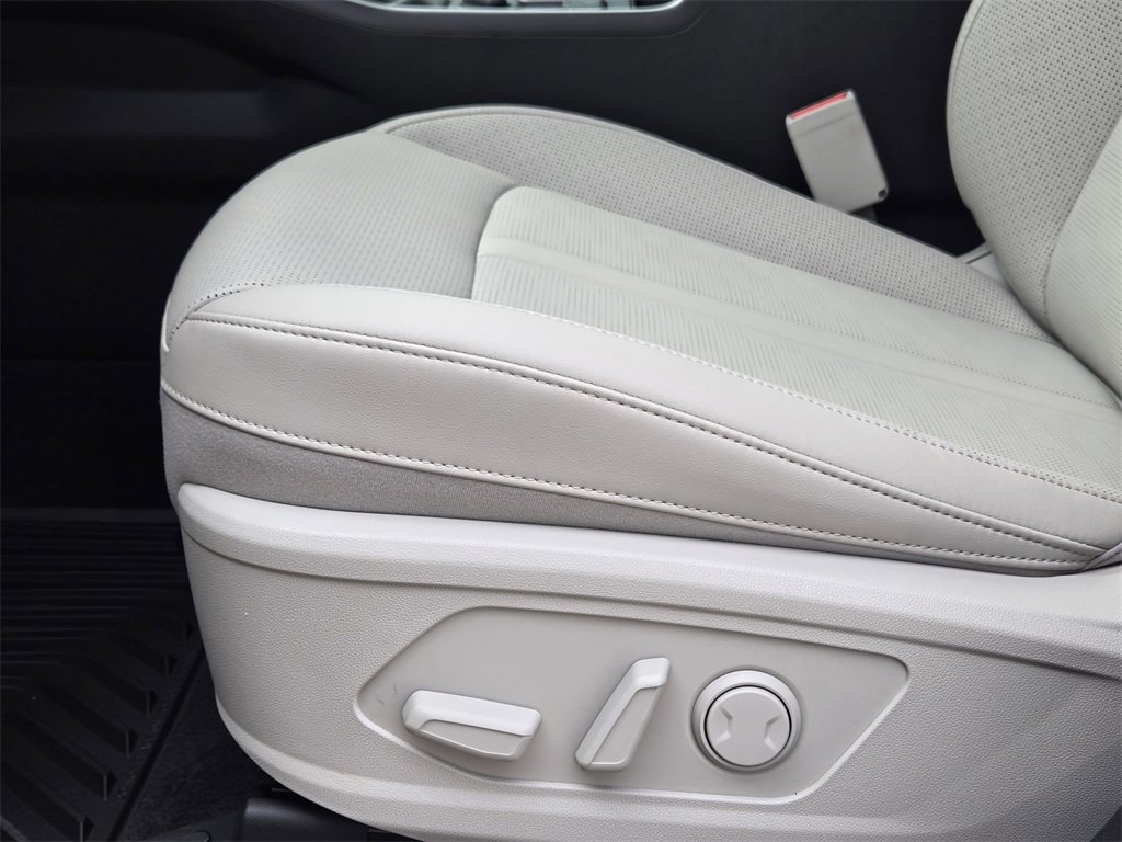 New 2026 Kia Sorento S w/ S Panoramic Sunroof Package image 17