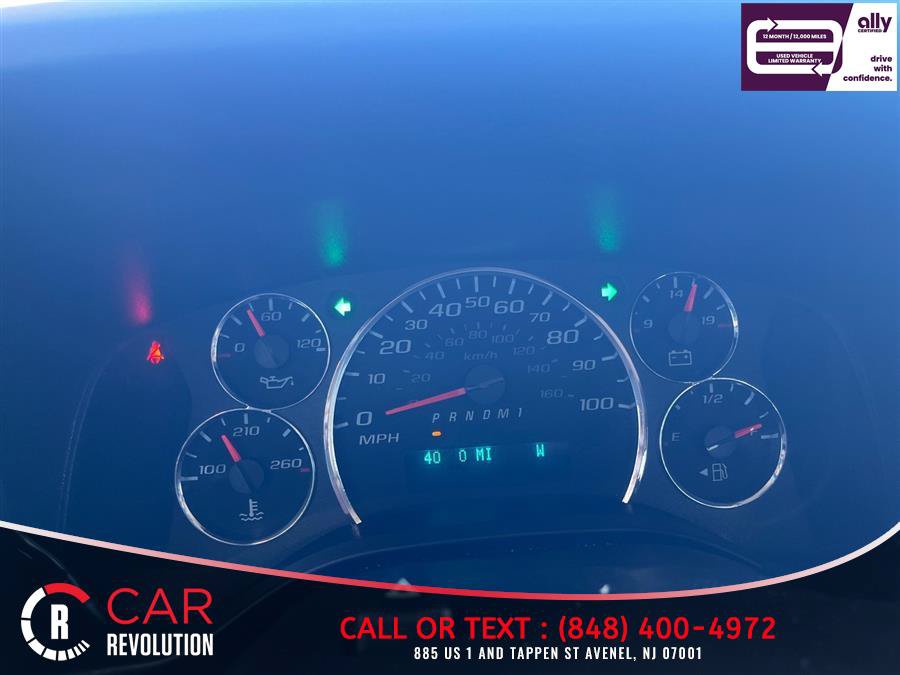 Used 2024 Chevrolet Express 3500 LT w/ LT Preferred Equipment Group RWD image 21