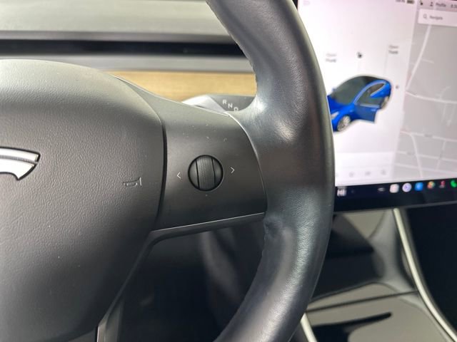 Used 2019 Tesla Model 3 Standard Range Plus image 16