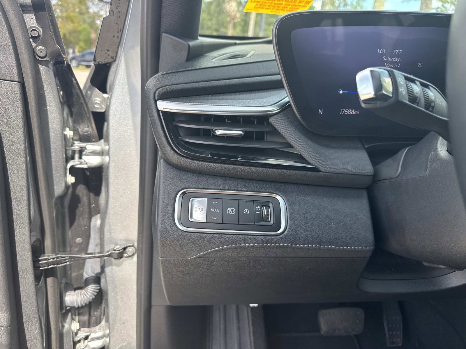Used 2025 Buick Enclave Sport Touring FWD image 30