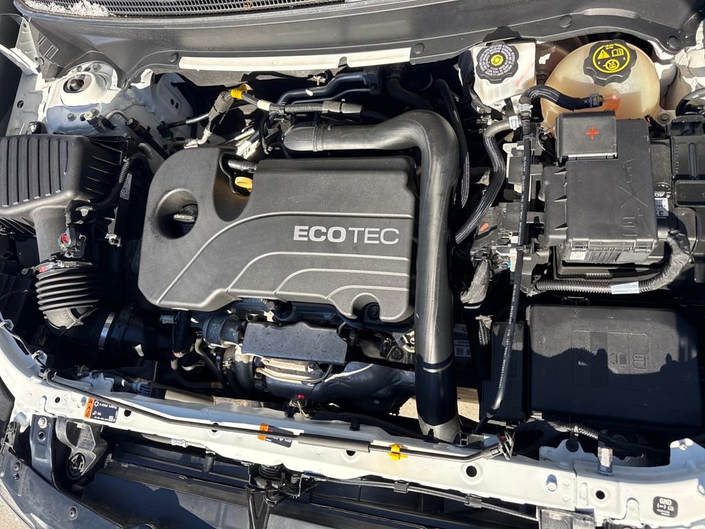 Used 2021 Chevrolet Equinox LS image 28