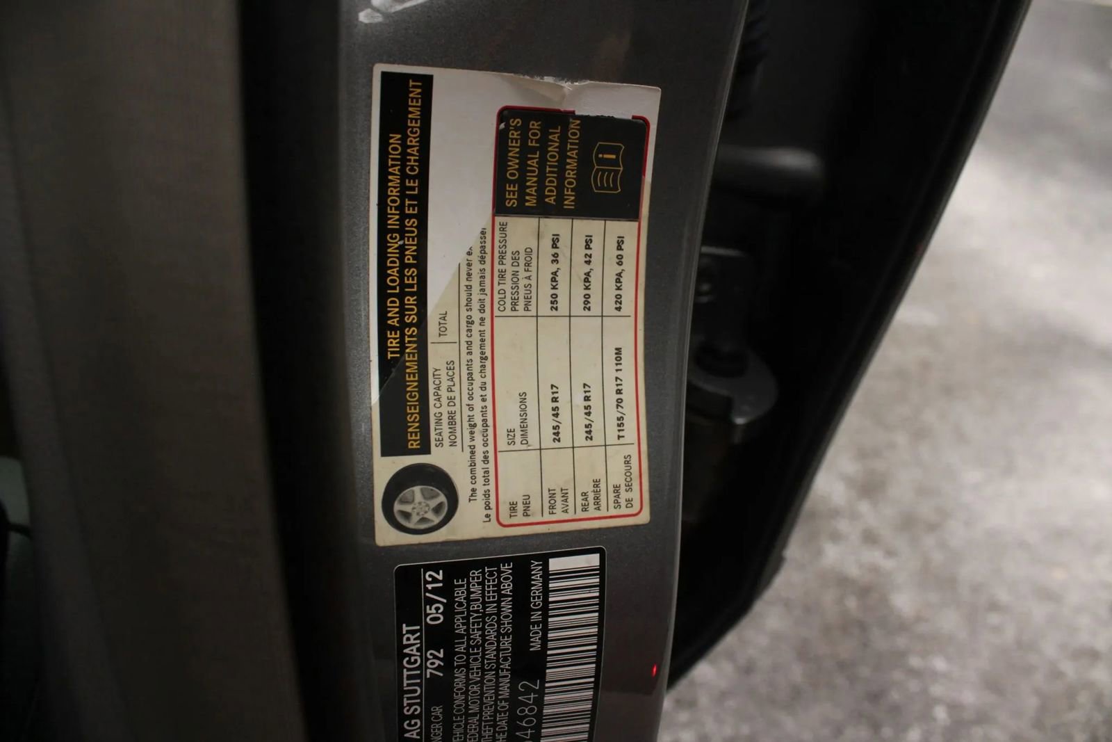Used 2012 Mercedes-Benz E 350 4MATIC Sedan image 41