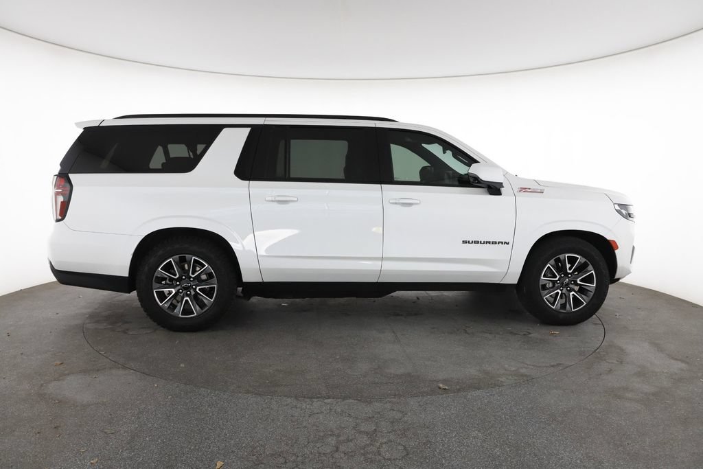 Certified 2024 Chevrolet Suburban Z71 w/ Z71 Off-Road Package AWD/4WD image 14