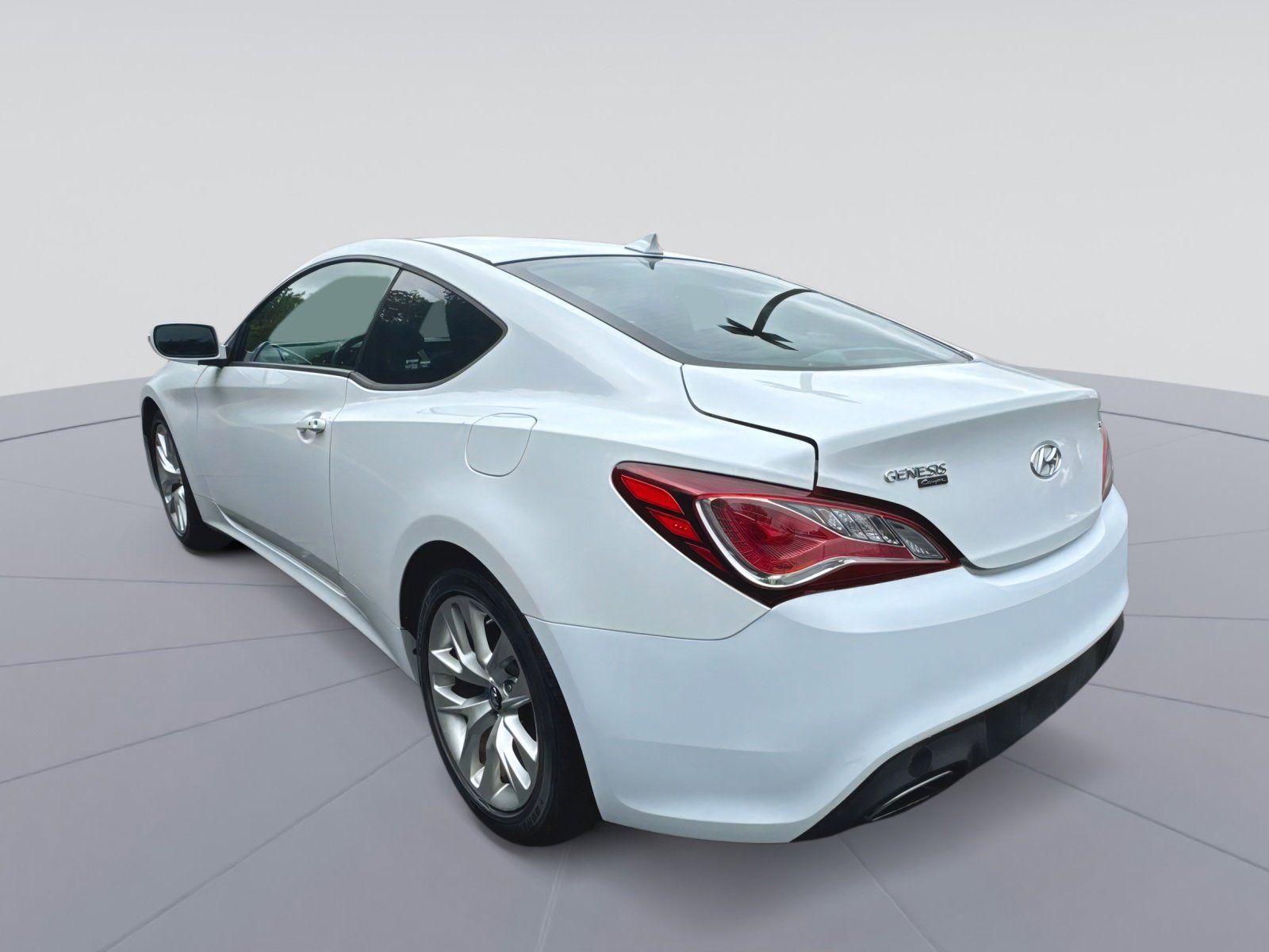 Used 2015 Hyundai Genesis 3.8 RWD image 24