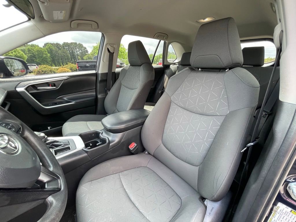 Used 2023 Toyota RAV4 XLE FWD image 22