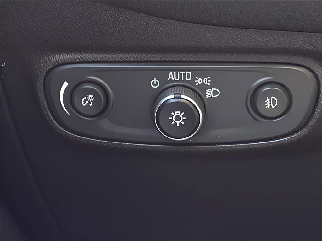 Used 2022 Chevrolet Equinox Premier image 31