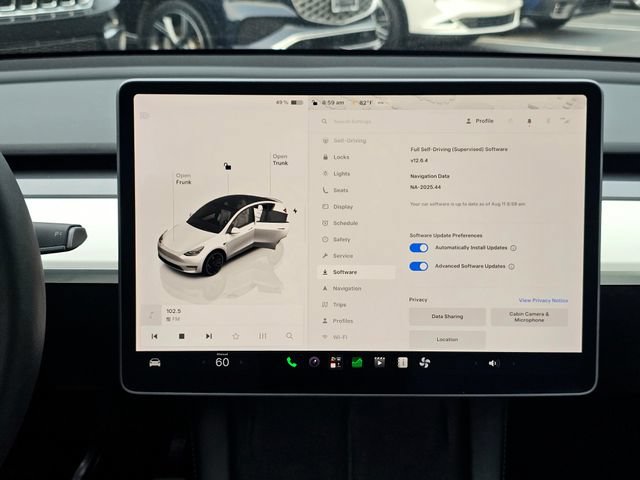 Used 2022 Tesla Model Y Performance AWD/4WD image 36