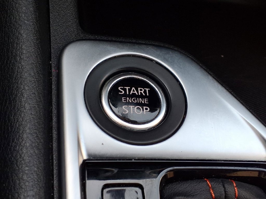 Used 2024 Nissan Sentra SR FWD image 9