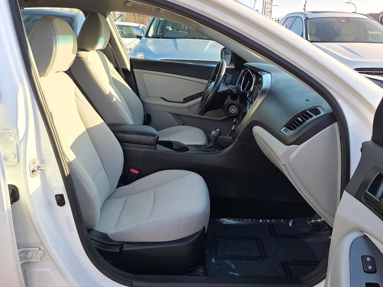 Used 2013 Kia Optima LX FWD image 29