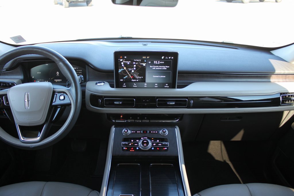 Used 2022 Lincoln Aviator Reserve w/ Elements Package Plus image 9