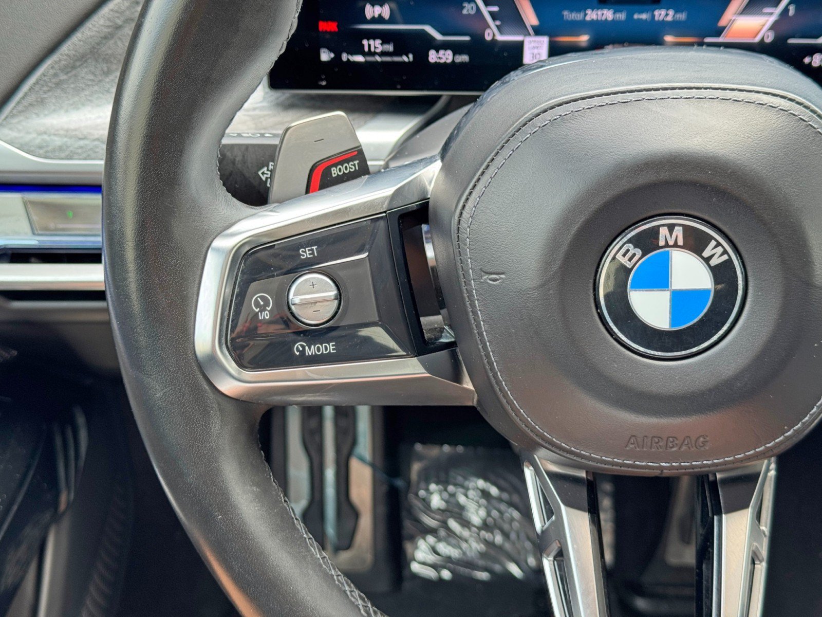 Used 2023 BMW 740i RWD image 22